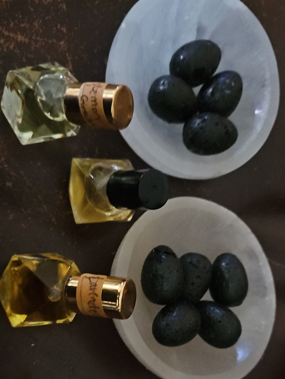 Scents With bowl And Lava Rocks. Used